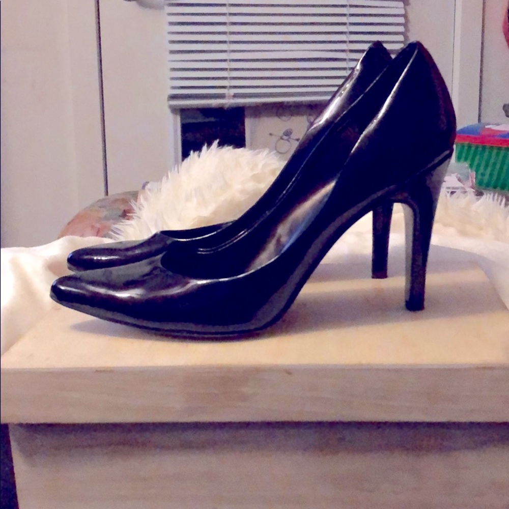 Nine West career pumps size 10